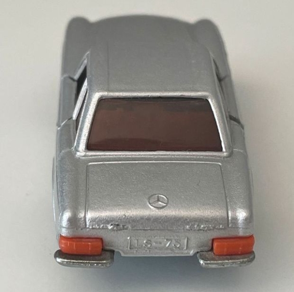 Siku Mercedes-Benz 280 SL 1972 V302 DieCast Model (2863)